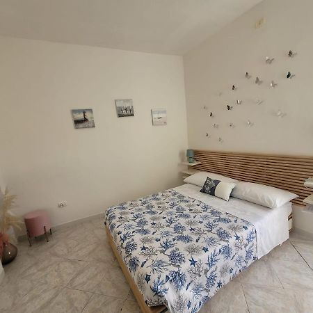 شقة Casa Di Eva نابولي المظهر الخارجي الصورة